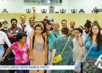 QUEM É A GRÁVIDA DE TAUBATÉ NA FILA DO PÃO?