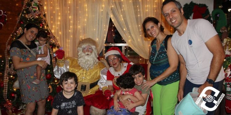 Praça Monsenhor Marcondes recebe Papai Noel
