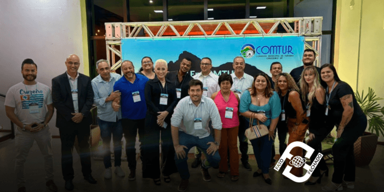 Cruzeiro realiza 1º EnCOMTUR