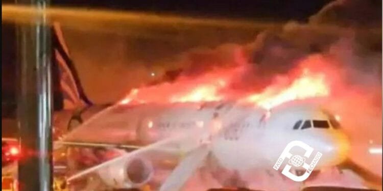 Avião pega fogo com 176 pessoas a bordo na Coreia do Sul