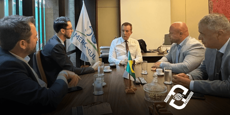 Prefeitura Pinda visita Câmara dos Deputados
