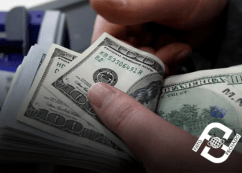 Dólar fecha em queda e vai a R$ 5,75