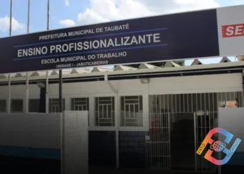 Escolas do Trabalho abrem vagas para cursos profissionalizantes em diversos cursos